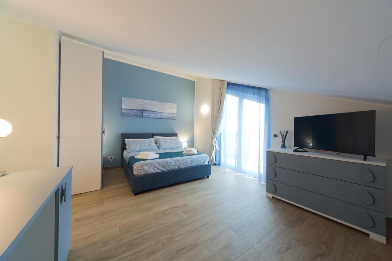 Slow Chic Apartment Beb Policlinico Mesina Exterior foto