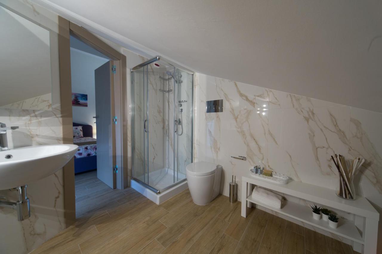 Slow Chic Apartment Beb Policlinico Mesina Exterior foto